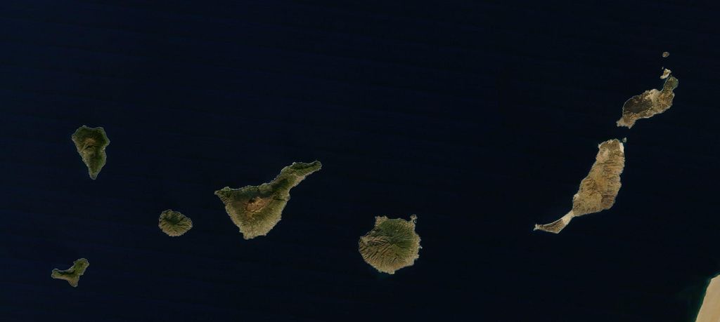 Imagen del sensor MODIS del 18 de diciembre de 2015 sobre el mediodía.