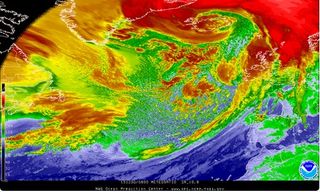 Ciclogénesis explosiva con una intensa baja pasando por Islandia en intensidad máxima