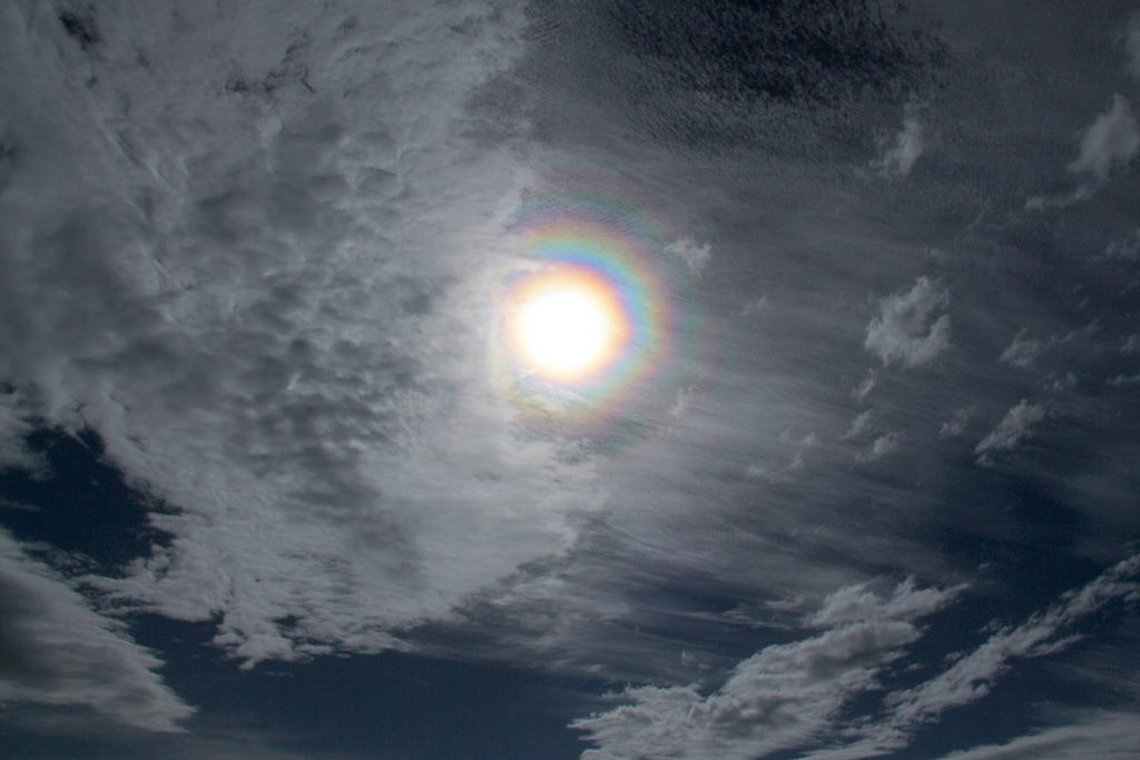 9º puesto: Iridiscencia alrededor del sol