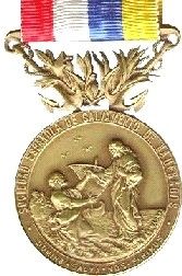 Núm. 8 . Medalla de la Sociedad Española de Salvamento de Náufragos, fundada en 1880 Núm. 8 . Medalla de la Sociedad Española de Salvamento de Náufragos, fundada en 1880