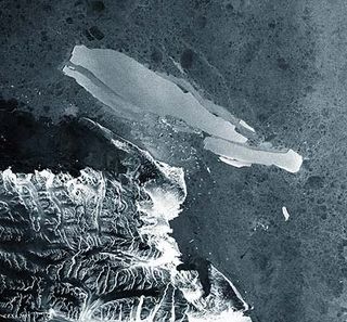 Ruptura del iceberg B-15A visto por el Envisat