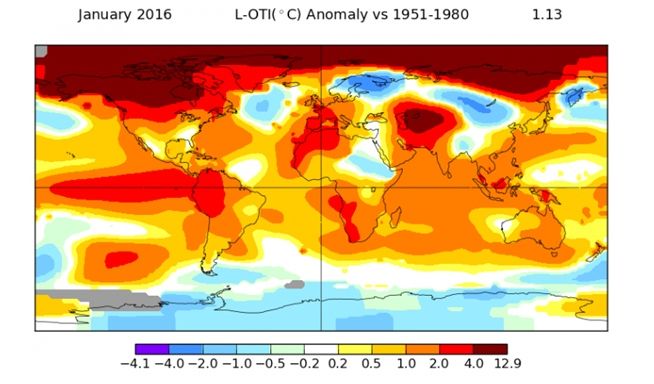Anomalías de temperaturas en enero de 2016 a nivel global. Nótese las anomalías cálidas muy altas del Ártico (4-13ºC). Crédito: NASA GISS