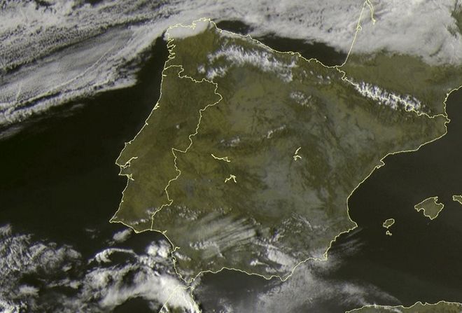 Imagen canal visible del 20 de febrero de 2016: soleado en zona centro.