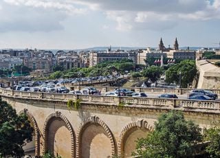 25 000&euro; contre son permis de conduire : comment Malte va r&eacute;duire le nombre de voitures ? M&ecirc;me mesure bient&ocirc;t en France ?
