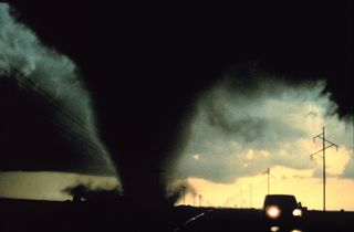Un tornado de gran altura: el 2º más elevado en los EE.UU.
