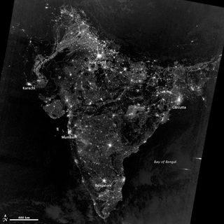 Imagen nocturna de la India desde satélite