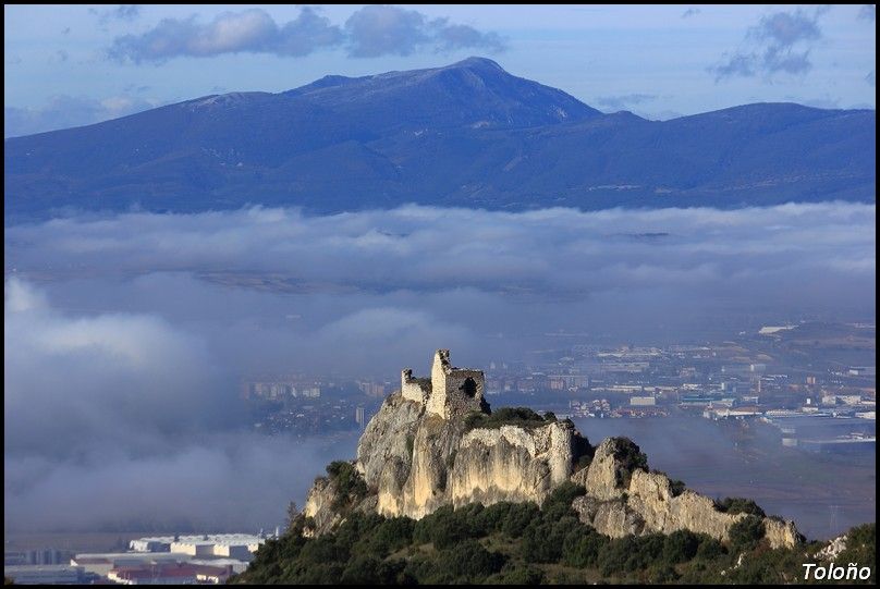 4ª Posición: ¿Se disipa la niebla? de Oscar Sánchez Roa, Toloño Picchu
