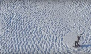 Impresionantes murales de nieve