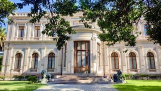 3 palacios de Santiago que puedes conocer por dentro: parecen sacados de otra &eacute;poca