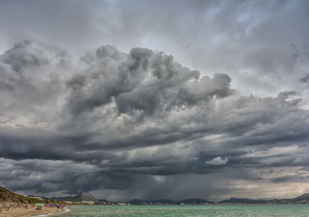 medicane, unwetter, mittelmeer Im Herbst könnte das warme Mittelmeerwasser der Region zum Verhängnis werden. Es drohen schwere Unwetter und Medicanes.