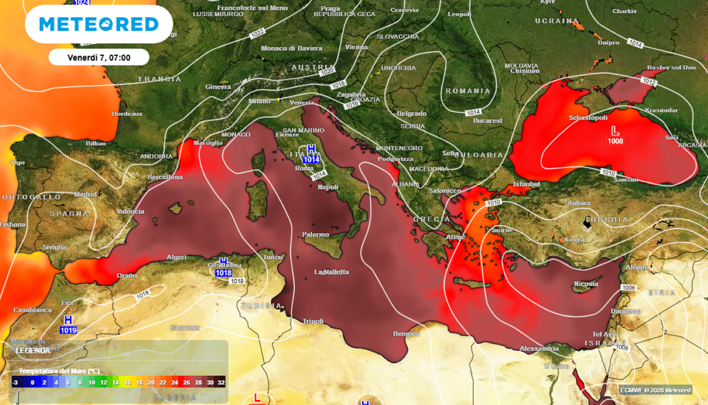 Mediterraneo caldo. Le calde acque del Mediterraneo potrebbero rivelarsi disastrose per la regione in autunno. Forti tempeste e mareggiate rappresentano una minaccia.