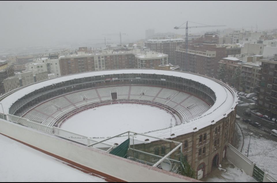 Figura 3. Nevada del 15 de dicembre en Tarragona Figura 3. Nevada del 15 de dicembre en Tarragona