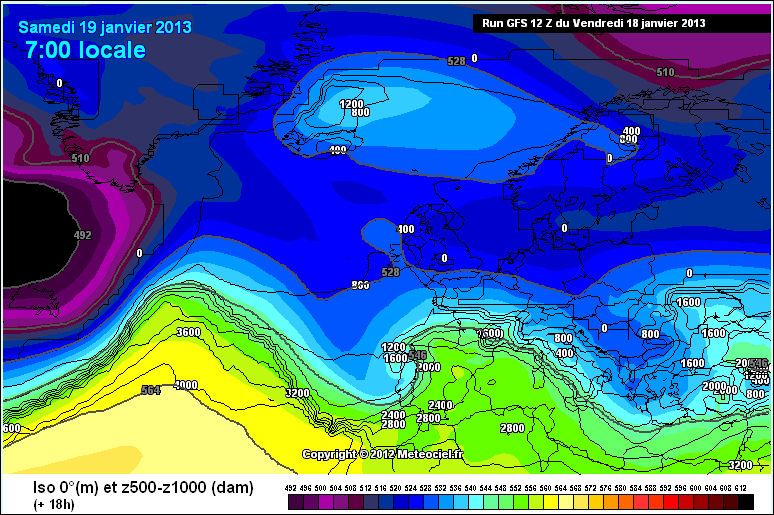 Mapas de Isocero, espesores 500-1000 hPa con "dedos cálidos" hacia el centro de la baja