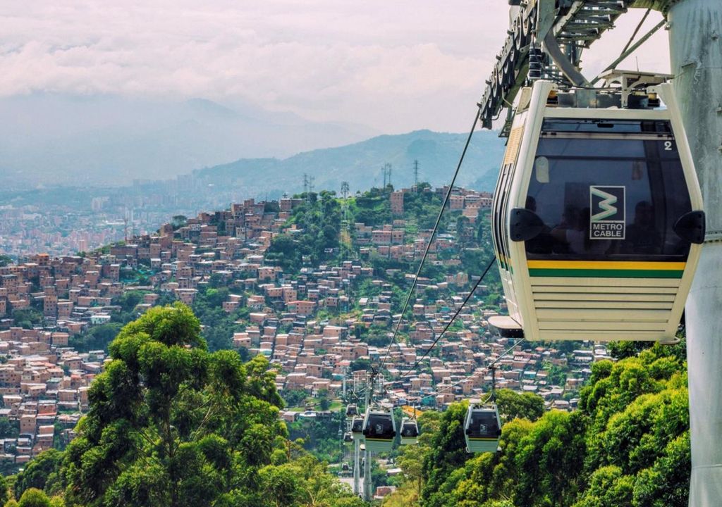 Metrocabo Medellin(Editado)Restaurar original Metrocabo Medellin(Editado)Restaurar original