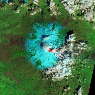 Ruge el hermoso Etna
