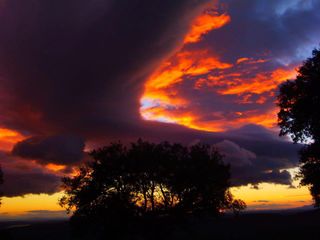 Un atardecer por Cañamero