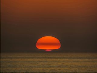 ¿Es el Sol redondo y verde?