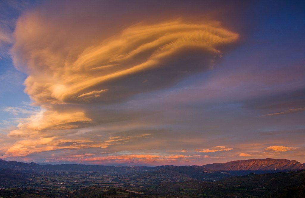 Lenticular en la Conca de Tremp 3ª Posición: Lenticular en la Conca de Tremp de Jordi Peró Enjaume, Montsec