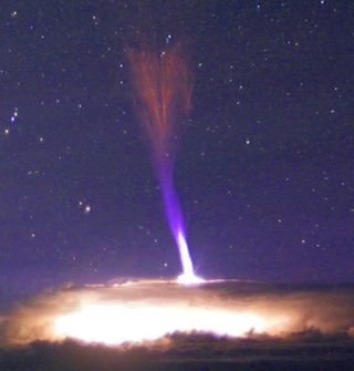 Jets gigantes sobre Hawai