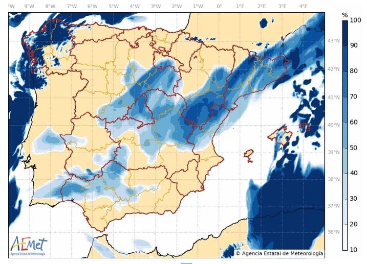 Las nubes bajas del sur de Francia no son bien reproducidas por el modelo HARMONIE-AROME, arriba, si la comparamos con la imagen VIS de la misma hora del día 3 de agosto de 2017 a las 11 h.l. peninsular