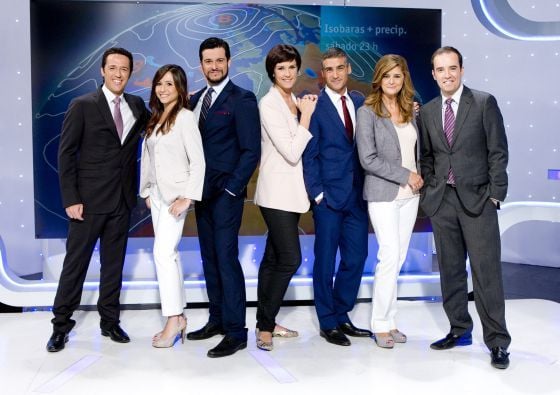 El nuevo equipo del "El Tiempo" de TVE El nuevo equipo del "El Tiempo" de TVE, Jacob y Silvia, las nuevas incorporaciones, a la izquierda. Fuente: elpais.com