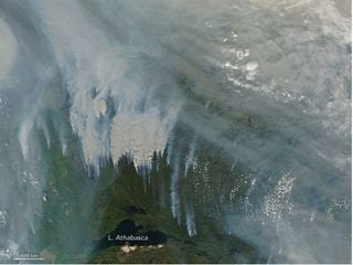 El humo rompe penosos récords en Canadá y llega a Europa