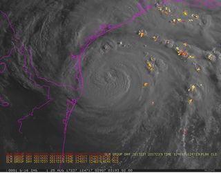 El huracán Harvey y descargas eléctricas