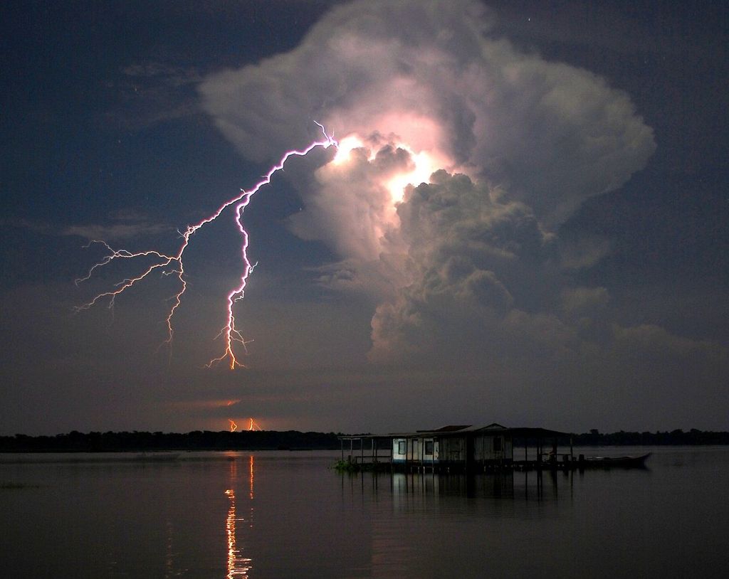 Foto 2.- Relámpago de Catatumbo de Alan Highton Relámpago de Catatumbo de Alan Highton