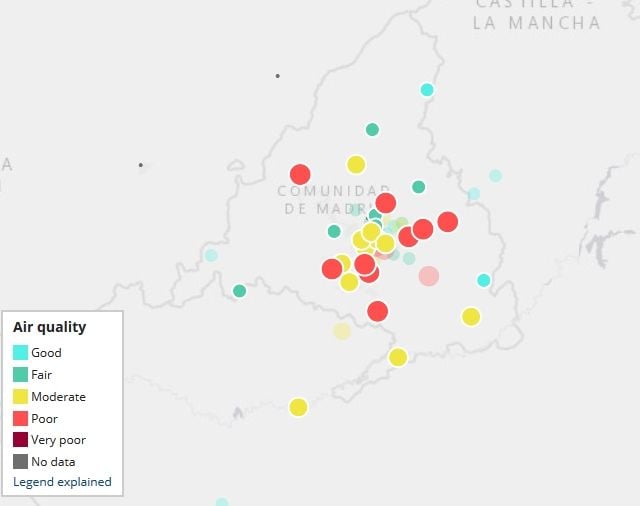 No sólo Madrid capital se ve afectada por episodios de alta contaminación. Otros municipios de la CAM tienen malos o pobres índices de calidad del aire. Imagen del índice de calidad del aire de la EEA para el 22 de noviembre 2017 a primeras horas de la mañana. EEA
