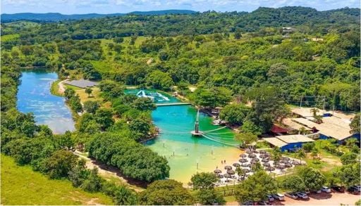 4 motivos que tornam a Nascente Azul o passeio perfeito para as suas f&eacute;rias de inverno em Bonito