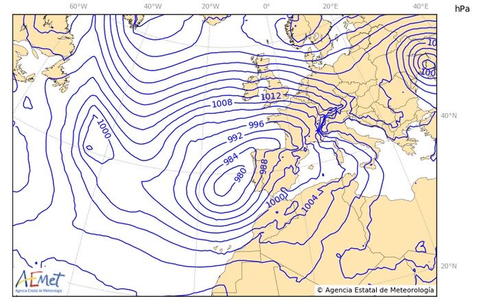 Mapas de las 00 UTC para el 1 de marzo de 2018 según AEMET: superficie en hPa.
