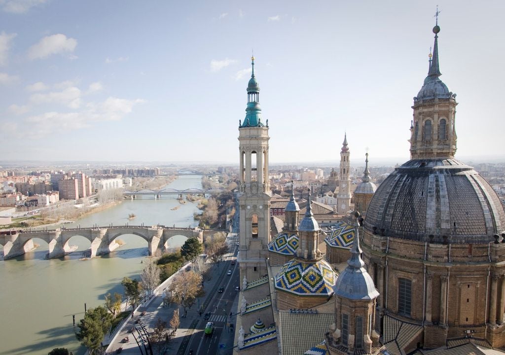 La anomalía de temperatura máxima será de +10 a +15 ºC en toda la provincia de Zaragoza, situándose en el percentil 95% de las temperaturas máximas en este mes.