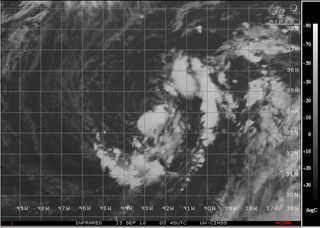 La tormenta subtropical Joyce se forma en medio del Atlántico