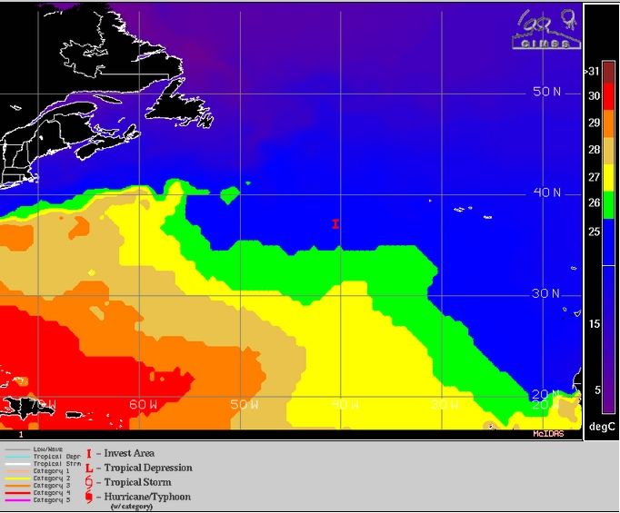 Temperatura del agua del mar para el Atlántico Norte en la zona de los restos de Leslie. CIMSS