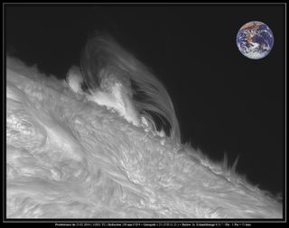 El tamaño de una prominencia solar y la Tierra 