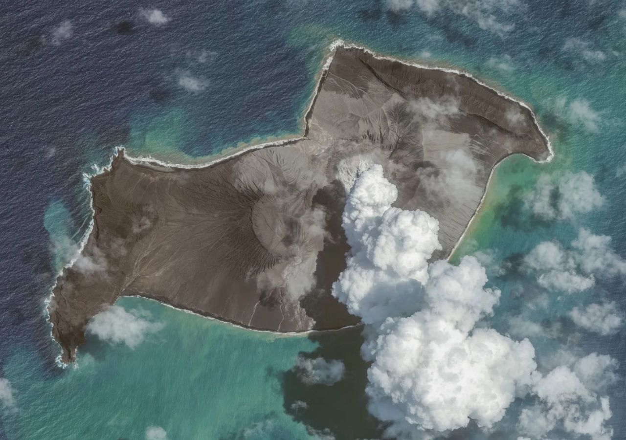 A missão ICON da NASA detetou ventos de mais de 700 km/h na ionosfera durante a erupção do vulcão submarino Hunga Tonga-Hunga.