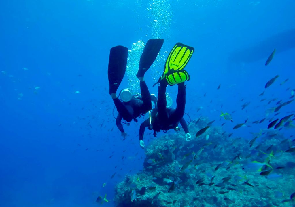 Buceo en Archipiélago de Juan Fernández. Buceo en Archipiélago de Juan Fernández.