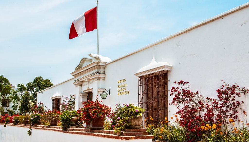 El Museo Larco se emplaza en una antigua mansión virreinal.