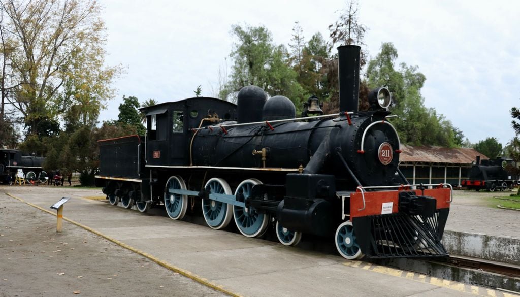 En el Museo Ferroviario de Santiago se puede ver una sorprendente colección de locomotoras.