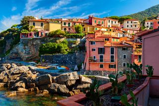 5 paesi italiani che sembrano usciti da una favola ed ancora sconosciuti ai turisti 