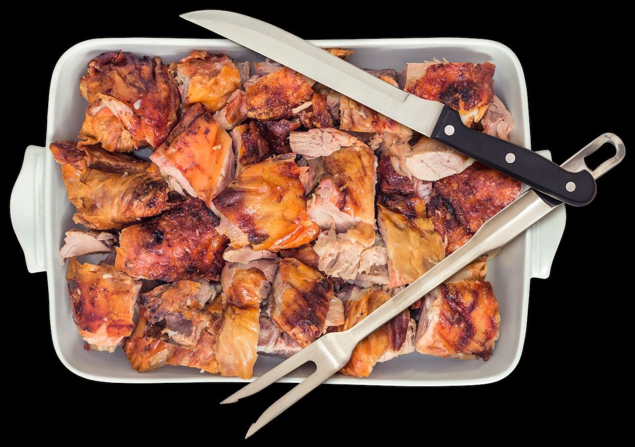 Sin lugar a dudas, el cochinillo asado se erige como uno de los platos más cocinados por las familias españolas en Navidad.