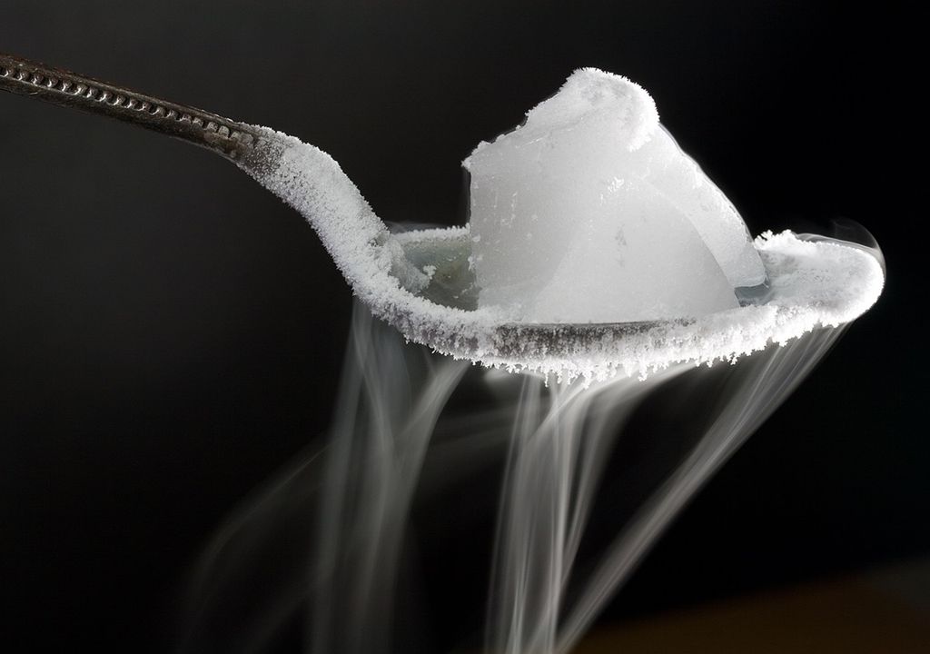 5 trucos fáciles para lograr enfriar una bebida en 5 minutos usando ciencia