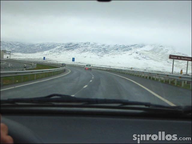 FOTO 16: Vista de la Sierra después de la nevada FOTO 16: Vista de la Sierra después de la nevada