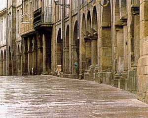 Lluvia en la Rúa Nueva de Santiago de Compostela Lluvia en la Rúa Nueva de Santiago de Compostela