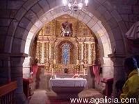 Interior de la ermita Interior de la ermita. Retablo barroco