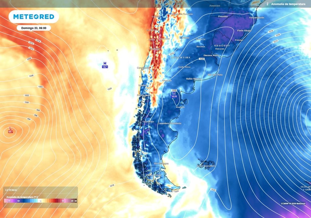 El frío será más intenso en Argentina, pero Chile igualmente sentirá los efectos de la masa de aire frío y las heladas intensas.