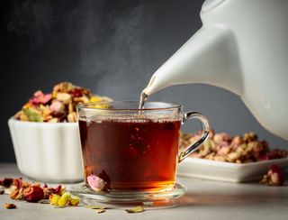 8 infusiones para combatir el frío y las enfermedades respiratorias