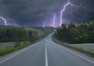 La OMM certifica el récord del rayo más largo del mundo con casi 830 kilómetros: así se detectó este alucinante fenómeno