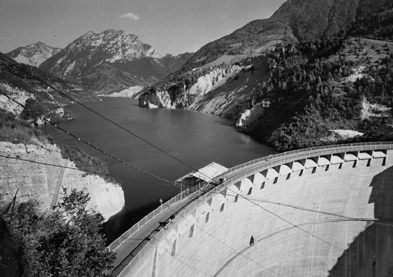 vajont-frana-diga-1963 vajont-frana-diga-1963