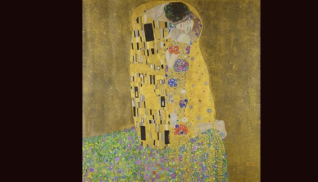 O Beijo, de Gustav Klimt, evoca intimidade e estabilidade. A investigação mostra que a intimidade ganhou espaço na forma como o amor passou a ser entendido. Imagem: domínio público